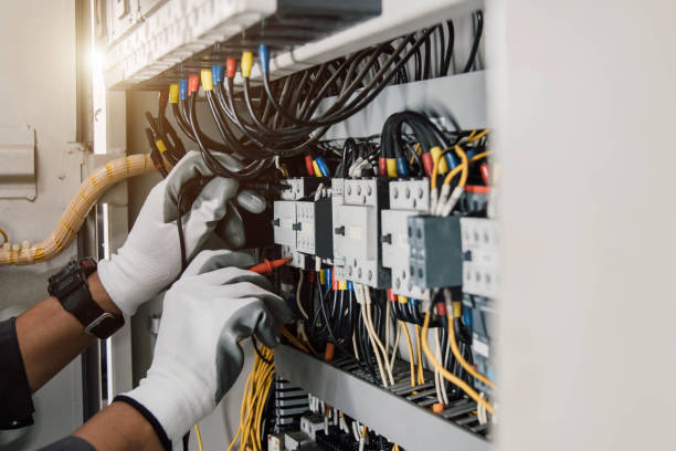 Best Electrician Near Me  in Asbury, IA